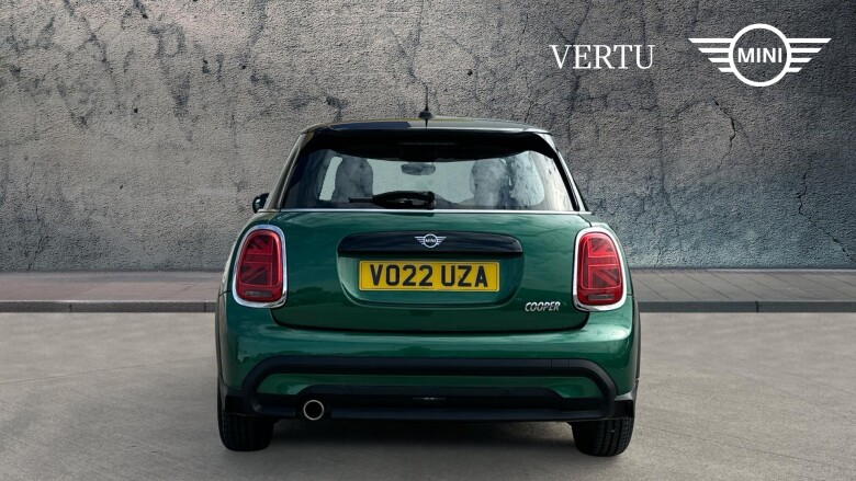 MINI Hatchback 1.5 Cooper Classic 5dr Petrol Hatchback